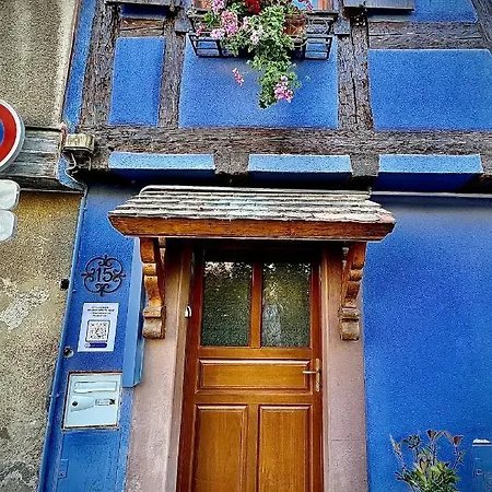 La Jolie Maison Bleue Avec Terrasse *